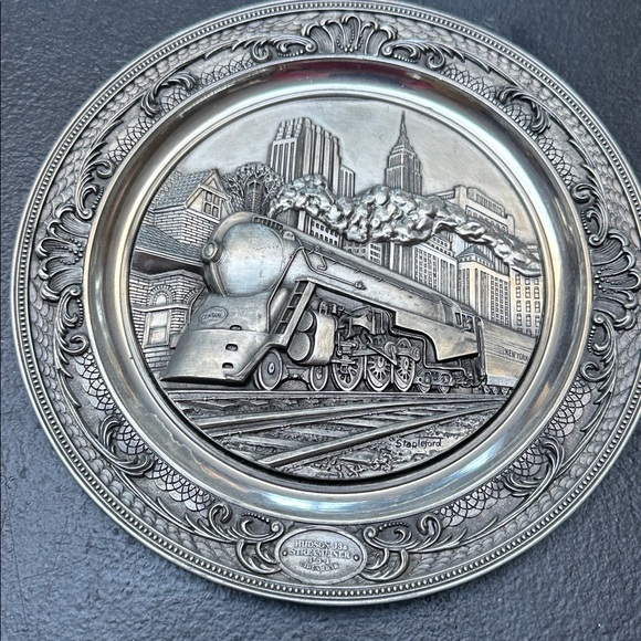 Vintage Silver Train Wall Art Plate - Picture 3 of 7